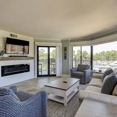 Yacht Club 7548 Villa